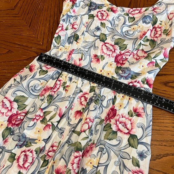 👗 Floral sundress 👗 - Picture 4 of 5